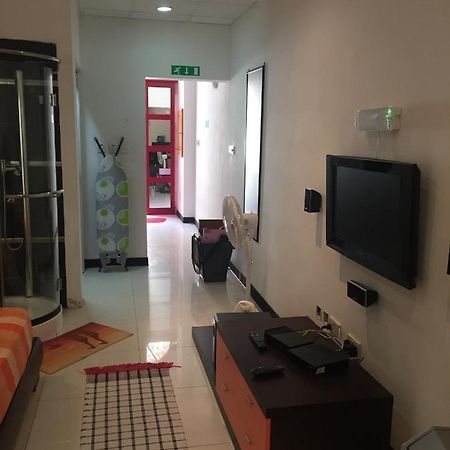 The Red Door Apartment Hamrun Bagian luar foto
